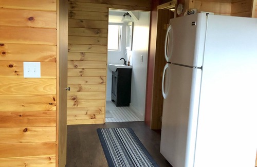 Spencer Cabina | Quaint 2-bedroom waterfront Aframe cabin