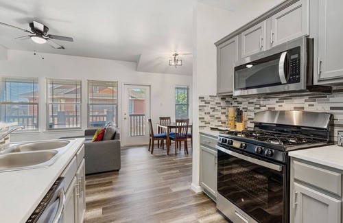 Round Rock Condominio | Quaint 2BD2B Condo Fully Furnished-Amazing Patio