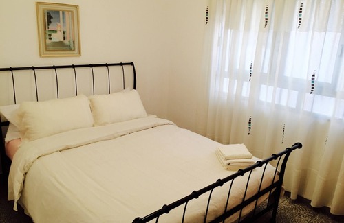 Sagunto Apartamento | Pintoresco 2BR plana español en Sagunto