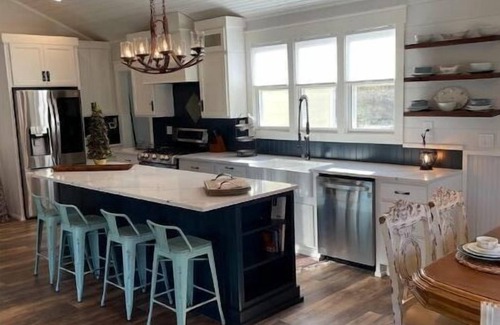 Nolensville Cabaña | Quaint and charming cottage on 10 beautiful acres! Enjoy peace and country life!