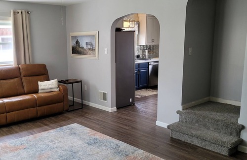 Lebanon Casa | Quaint and Cozy Near-Town Cottage With Fenced-In Pool