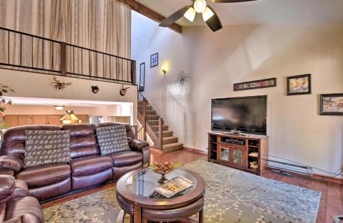 Angel Fire Casa | Quaint Angel Fire Townhome half Mi to Ski Slopes!