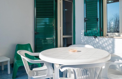 Santa Marina Apartamento | Quaint Apartment in Policastro Bussentino with Terrace