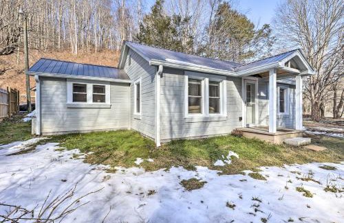 Boone Casa | Quaint Appalachian Getaway about 2 Mi to Boone!