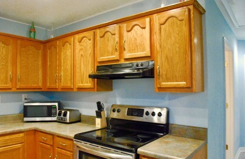 Estillfork Cabaña | Quaint Blue Lake Cottage