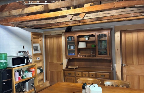 North Frontenac Cabina | Quaint Cabin on Kash