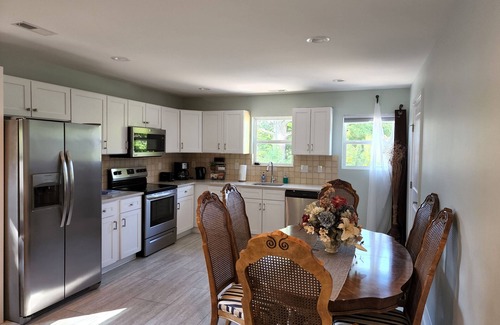 Waxhaw Casa | Quaint Condo in Waxhaw. Walking distance to all attractions!