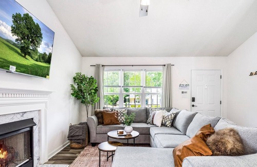 Holly Springs Casa | Quaint Cottage of Holly Springs