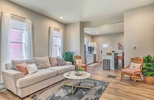 Near Eastside Cabaña | Quaint + Cozy Indianapolis Getaway w/ Yard!