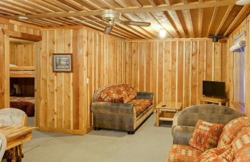 De Borgia Casa | Quaint DeBorgia Retreat Black Diamond Guest Ranch