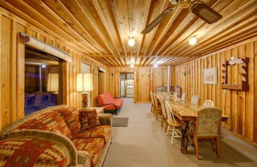 De Borgia Casa | Quaint DeBorgia Retreat Black Diamond Guest Ranch