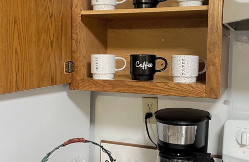 Laramie Apartamento | Quaint Downstairs Apartment by Campus w/amenities
