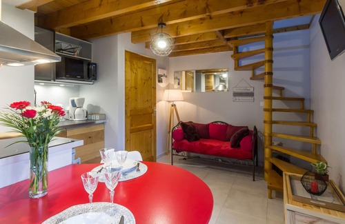 Beauchamps Cabaña | Encantador estudio en casa de piedra con jardín, cerca de senderos, mini-granja y todas comodidades.