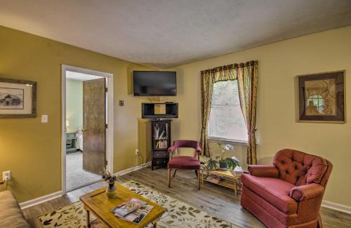 Hinton Casa | Quaint Hinton Hideaway - Hunt and Fish Nearby!