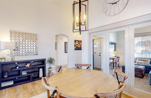 Meridian Casa | Quaint Hollow