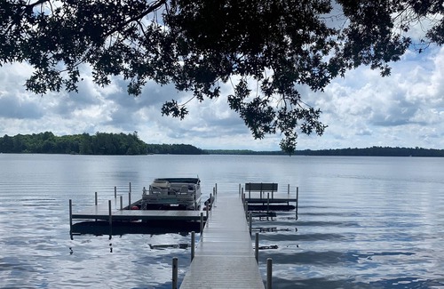 Deerwood Cabina | Quaint Lakeside retreat on Bay Lake