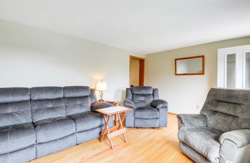 Gill Casa | Quaint Massachusetts Home with Yard and Grill!