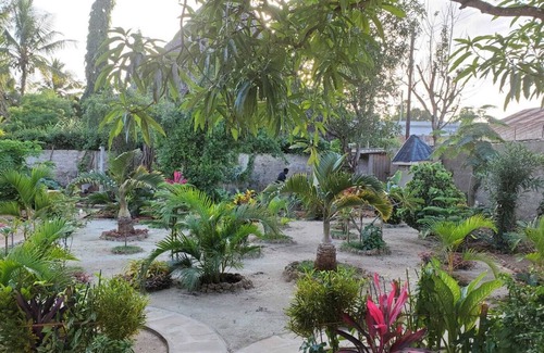 Galu Cabaña | Quaint Modern Cottage - 10 Minutes Walk From the Beach