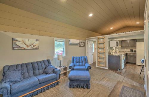 Montezuma Casa | Quaint Montezuma Cabin Near Lake Ponderosa!