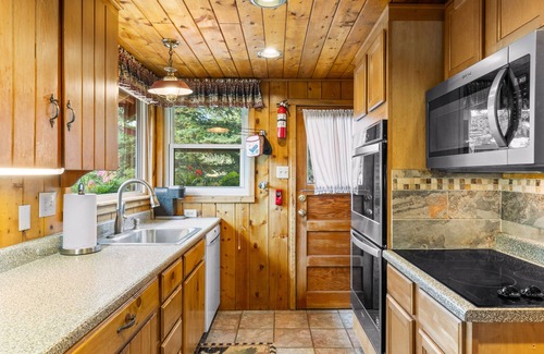 Estes Park Cabina | Pintoresca cabaña de montaña con impresionantes vistas- Lic # 3011