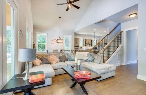 Newnan Casa | Quaint Newnan Vacation Rental Near State Park!