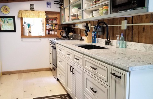 Bryson City Cabina | Pintoresco, tranquilo, y creekside! Alarka Peaceful Creek Cabin - Ciudad de Bryson