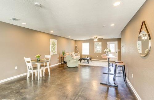 Pocahontas Casa | Quaint Pocahontas Townhome, Central Location!