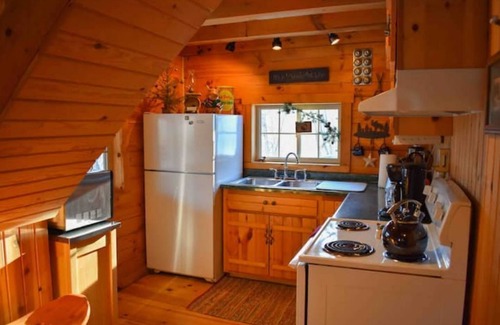 Dakota Cabina | Quaint, quite, affordable cute cabin snuggled in a beautiful valley!