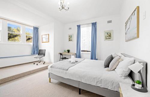 Maroubra South Casa | Quaint Retreat - 6BR - Free Parking - Centrally Located