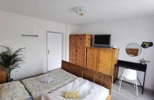 Hoetting Casa | Quaint Room in Modern Flat