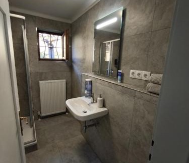 Hoetting Casa | Quaint Room in Modern Flat
