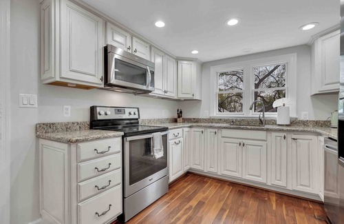Leesburg's Old and Historic District Casa | Quaint Royal Cottage @ Historic Leesburg