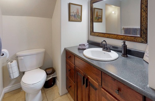 Cannifton Casa | Quaint Rural Property Nestled in historic Halloway Heights