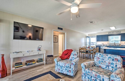 Topsail Beach Casa | Quaint 'Sand Dollar Sandbar' - Walk to Beach!