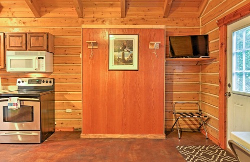 Bear Creek Apartamento | Acogedora cabina Seward Studio con parrilla en Salmon Creek.