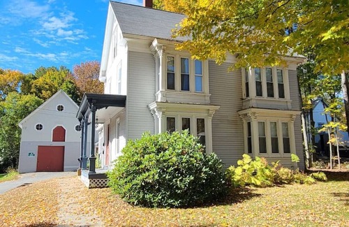 Skowhegan Apartamento | Quaint Skowhegan Apt|Stay 30 Days