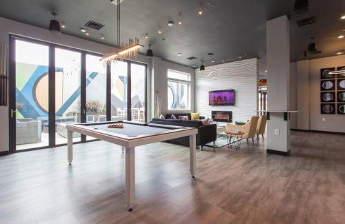 Northwest Philadelphia Apartamento | Quaint Studio w/Pool Table/Patio by Italian Market