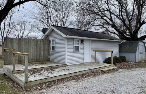 Bainbridge Apartamento | Quaint, tiny home in the small town of Bainbridge. Newly remodeled.