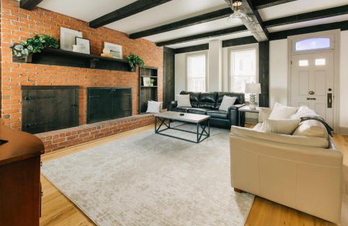 Manheim Casa | Quaint Vintage Reno in Manheim