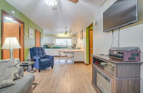Zanesville Casa | Quaint Zanesville Home with Game Room and Yard!