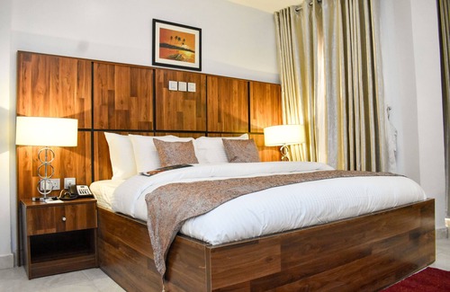 Utako Hotel | Qualibest Grand Hotels