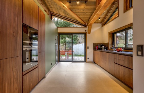 Le Lavancher Chalet De Esquí | Quality Chalet with pastries & housekeeping daily