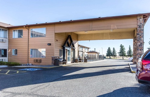 Cheyenne Hotel | Quality Inn Cheyenne I-25 South