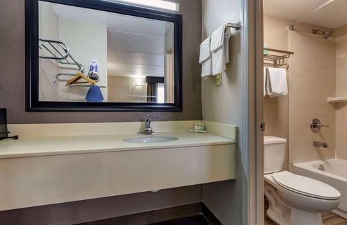 Duncan Hotel | Quality Inn Duncan - Spartanburg West