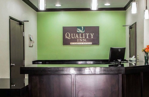 Forsyth Hotel | Quality Inn near I-72 and Hwy 51
