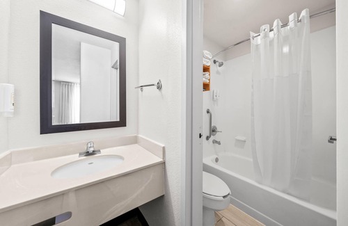 Florida Central Atlantic Coast Hotel | Quality Inn Orlando Near International Drive