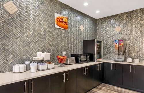Overland Park Hotel | Quality Inn Overland Park Kansas City