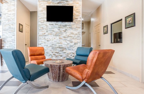 Southern Pines Hotel | Quality Inn Pinehurst Area
