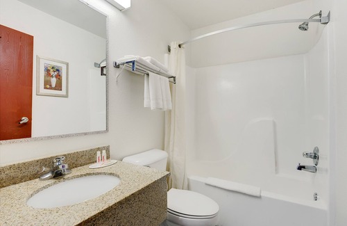 Indianapolis Hotel | Quality Inn South