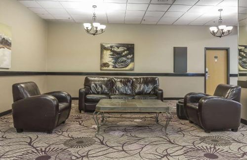 Saskatoon Hotel | Quality Inn & Suites
